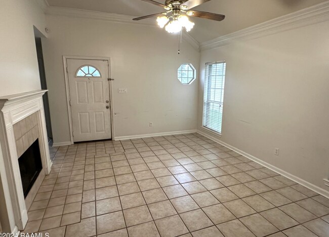 Building Photo - 130 Edie Ann Dr