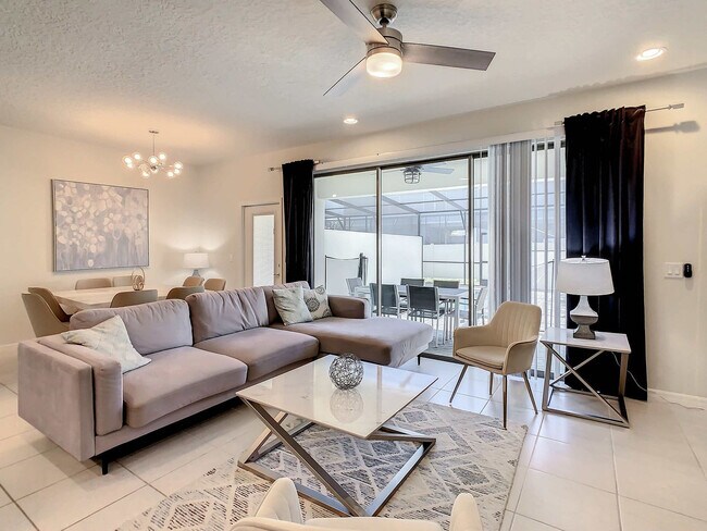 Building Photo - 2404 Tangier Dr