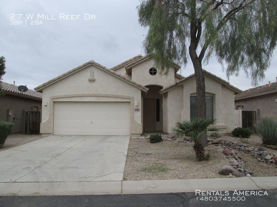 Split Floorplan in Johnson Ranch House Rental in San Tan