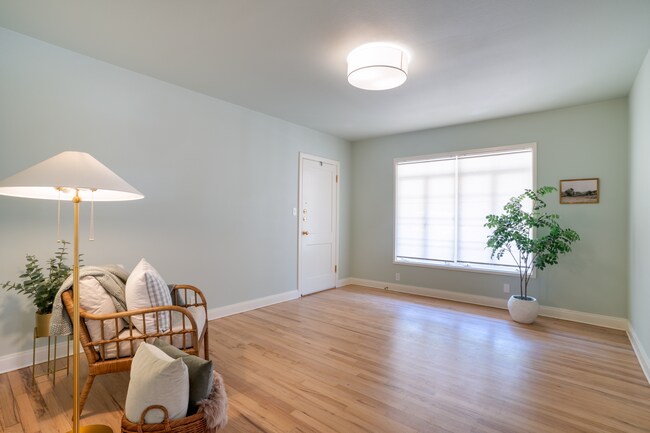 Foto del interior - Windsor Gardens