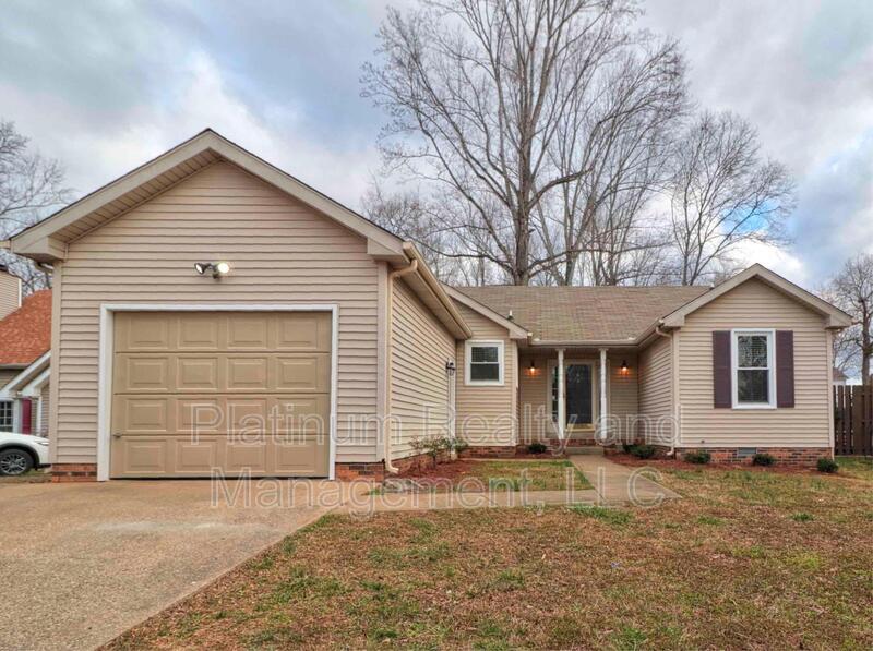 2115 Richview Pl, Clarksville, TN 37043 House Rental in Clarksville