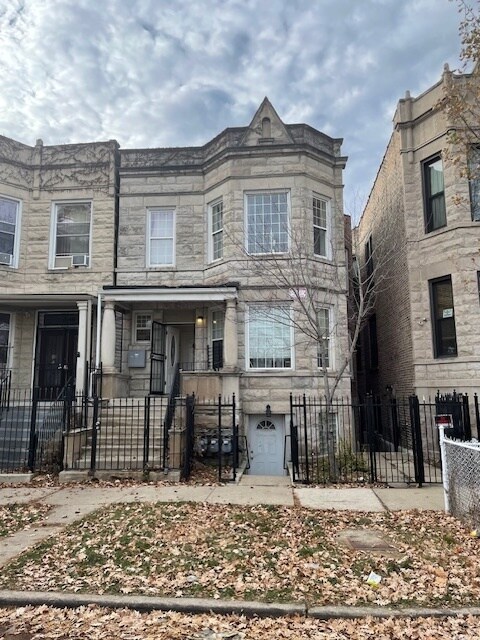 Foto principal - 1546 S Drake Ave