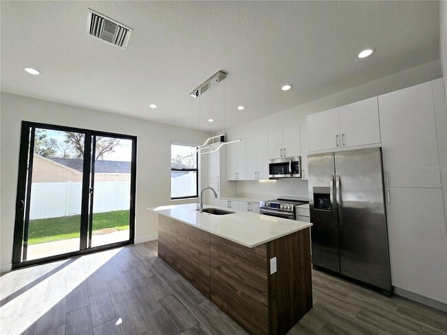 Building Photo - 7565 Gesualdo Ct