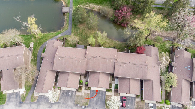 Foto del edificio - 2528 Traver Blvd