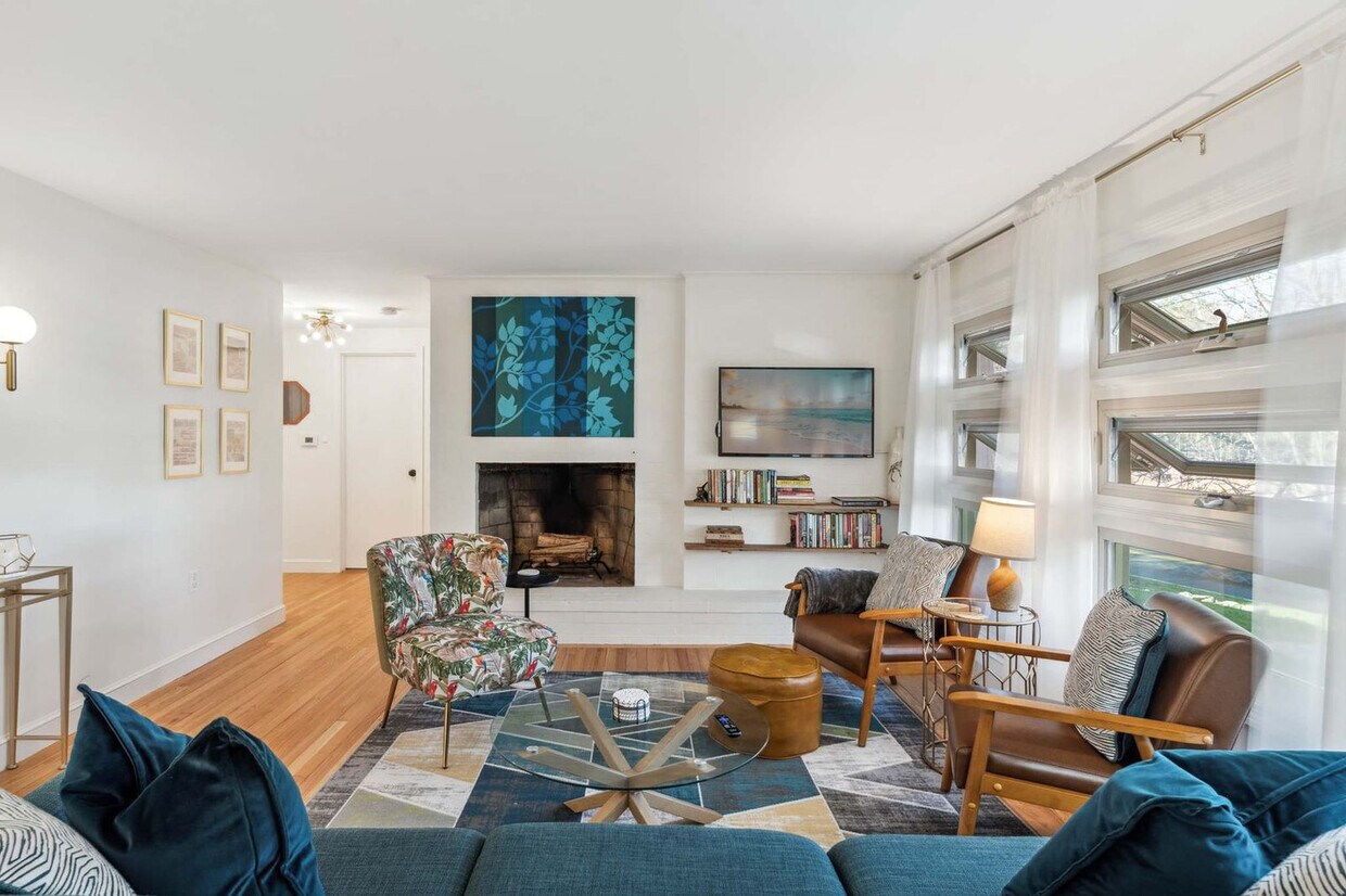 Foto principal - 171 Brackett Rd