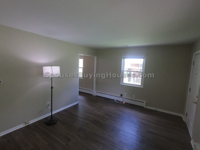 Foto del edificio - 4904-4906 Carvel Ave