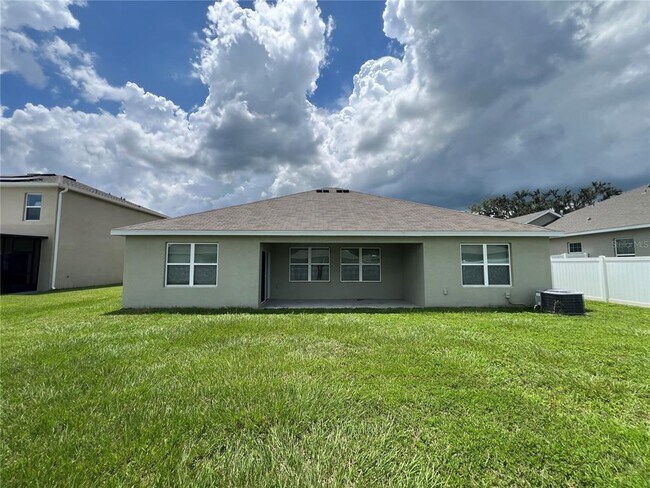 Building Photo - 9735 Pepper Tree Trl