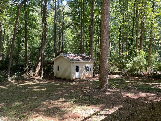 Building Photo - 107 Tanyard Trl