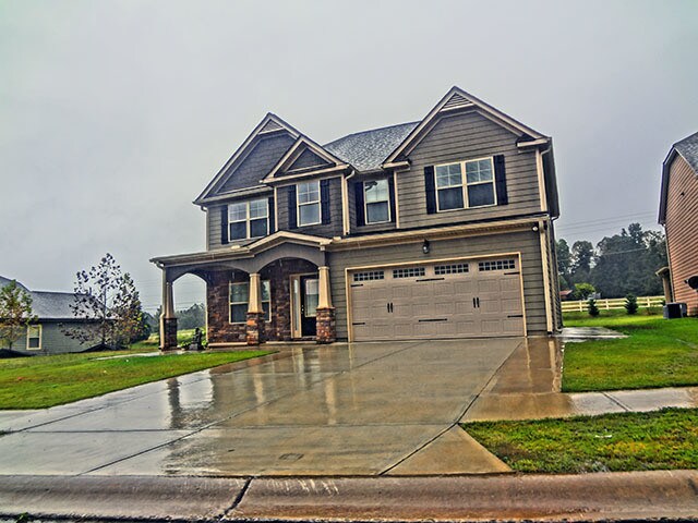 Primary Photo - Lavish country living!
