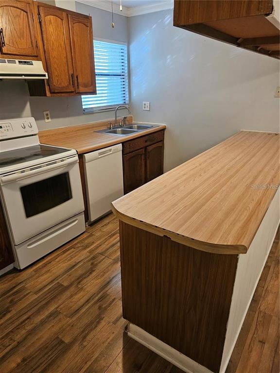 Foto del edificio - 2811 SW Archer Rd