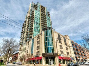 Building Photo - 4909 Laclede Ave
