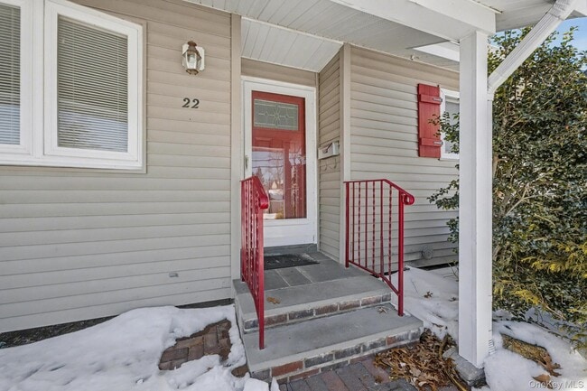 Building Photo - 22 7 Ave