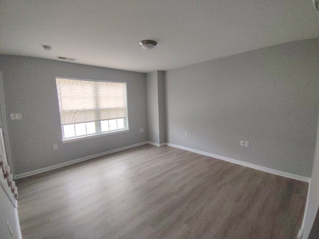 Foto del edificio - 81 Duiguid Dr