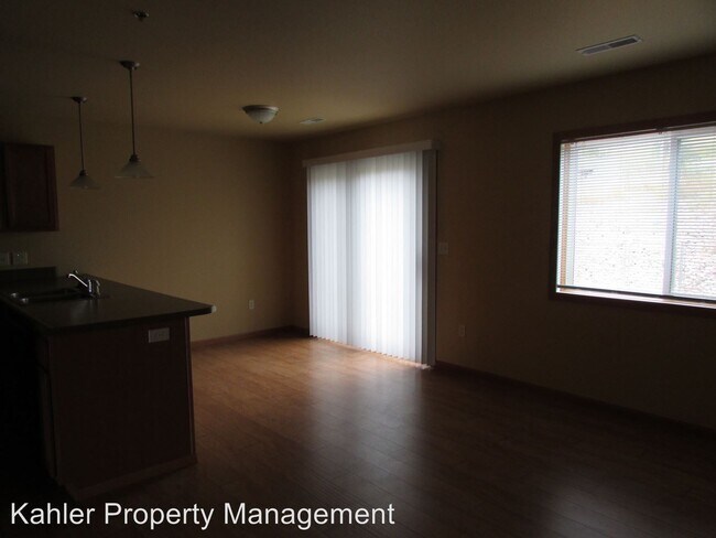Building Photo - 4045 Derby Ln