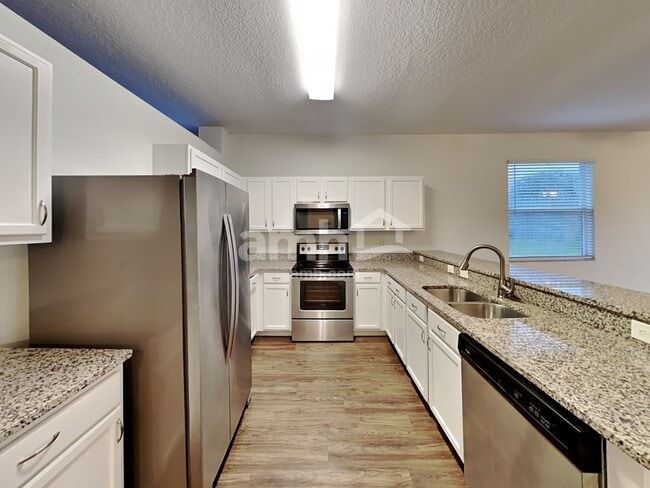 Building Photo - 34512 Smart Dr