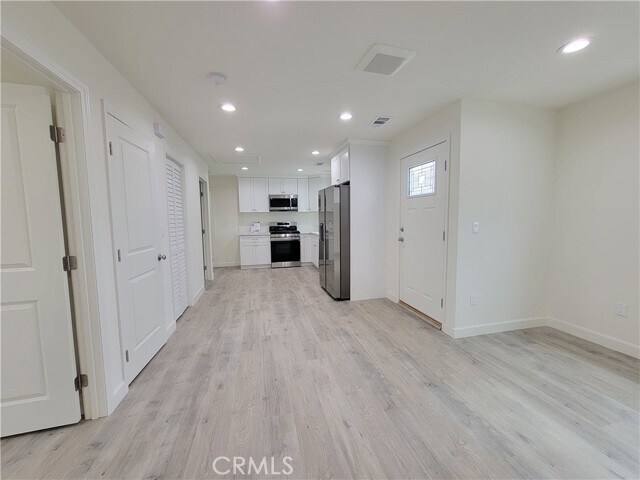 Foto del edificio - 20612 Raymond Ave