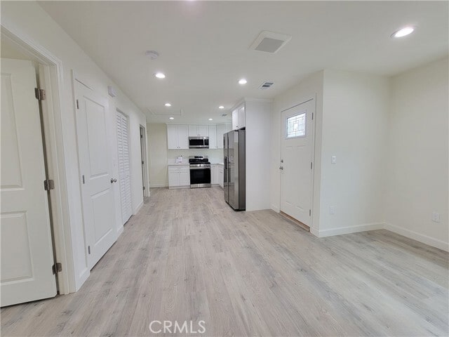 Building Photo - 20612 Raymond Ave