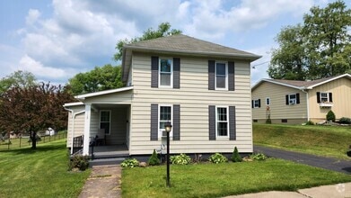 Building Photo - 113 N 5th St