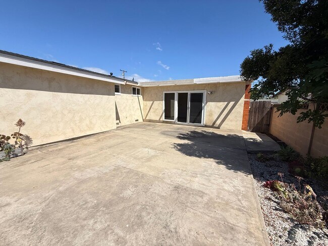 Foto del edificio - 4Bed,2Bath for Rent