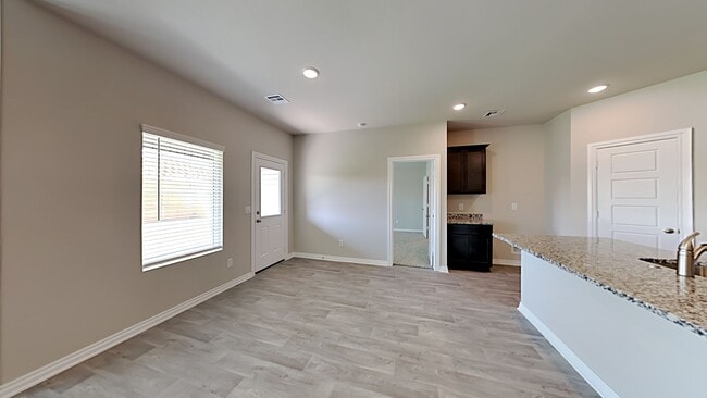 Building Photo - Very Nice 3 Bedroom 2 Bathroom Home in Mus...