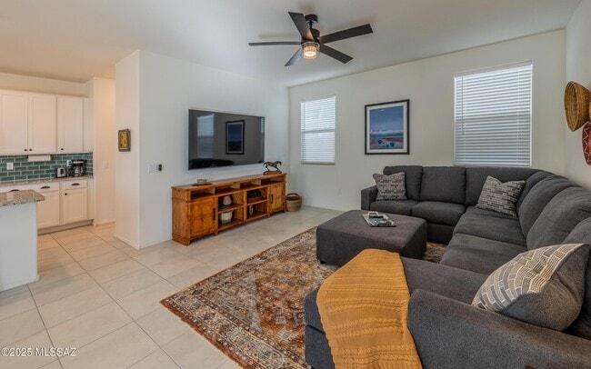 Foto del edificio - 13154 E Apex Mine Wy