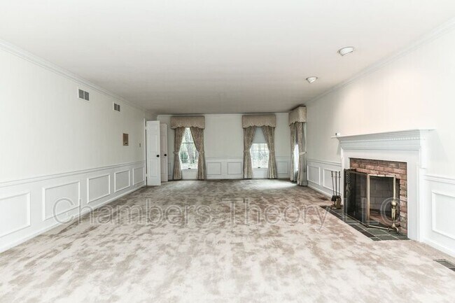 Building Photo - 1108 Dunaway Dr.