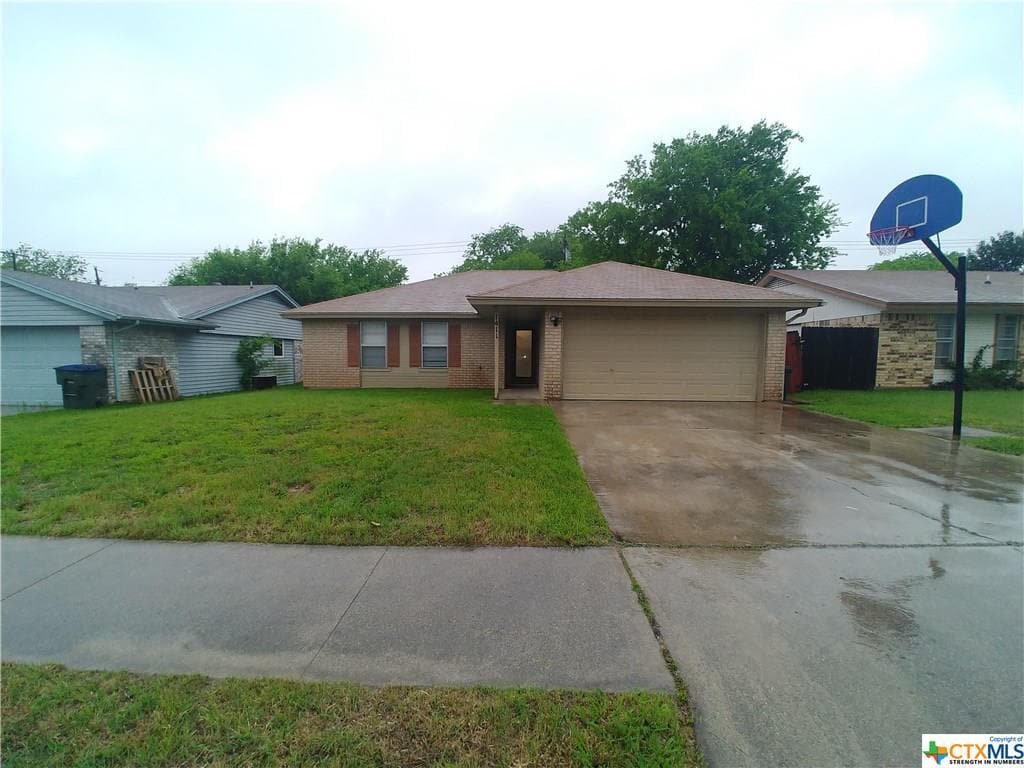 Building Photo - 1411 Opal Rd