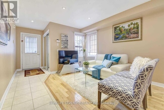 Building Photo - 10 Trevino Crescent