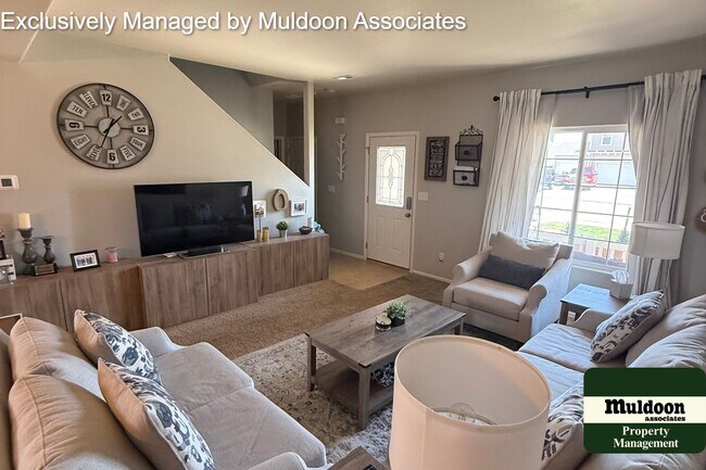 Foto del edificio - Coming Soon! Great 2 story 4 bed 2.5 bath ...