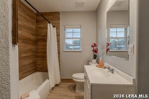 Building Photo - 210 Greenhaven Dr