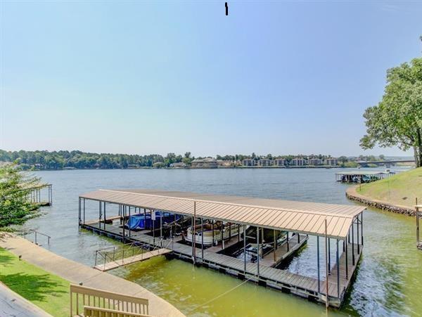 Building Photo - 250 Grand Isle # 1F