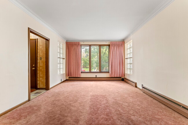 Foto del edificio - 4844 W Addison St
