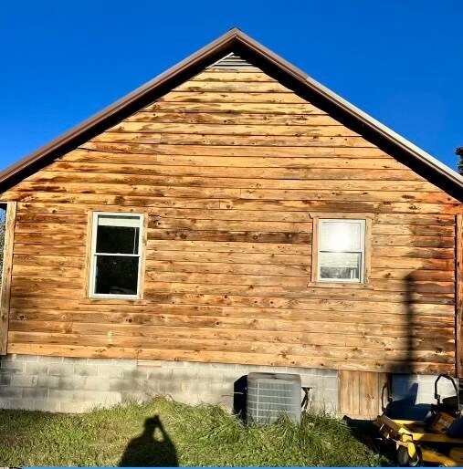 Building Photo - 2001 Highway 63