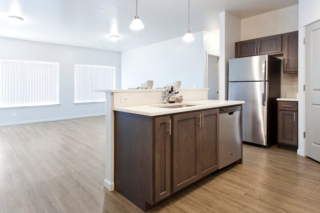 Building Photo - Centennial Pines