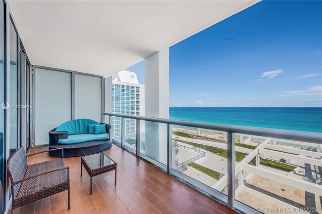 Foto del edificio - 6799 Collins Ave