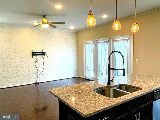 Building Photo - 24558 Rosebay Terrace