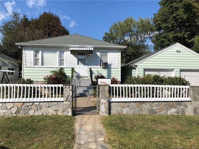 Building Photo - 186 Marigold Ave
