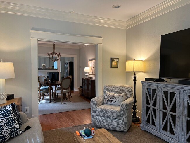 Foto del edificio - 3520 Lee Ave