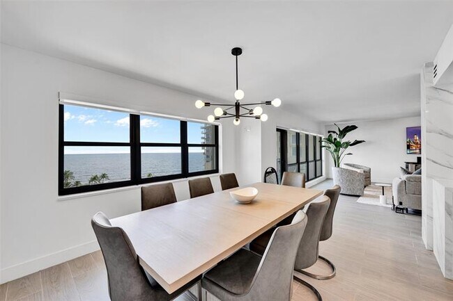 Foto del edificio - 5100 N Ocean Blvd