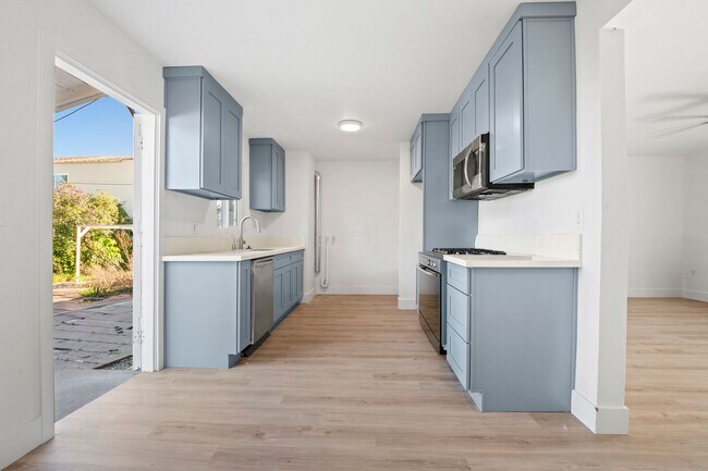 Foto del edificio - Ronald Dr. Huntington Beach