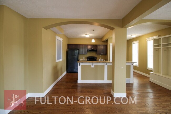 Foto del edificio - 1056 Fulton St W
