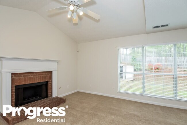 Building Photo - 2128 Creekview Trail