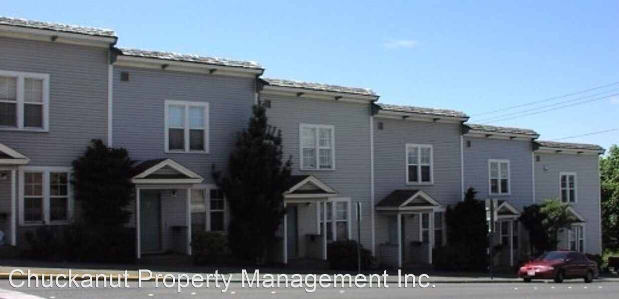 Foto principal - 310-324 E Chestnut St