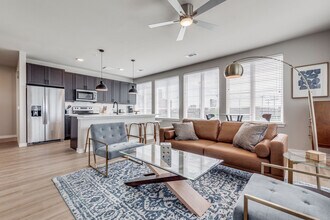 Building Photo - Willow