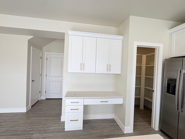 Foto del edificio - Brand New Townhome