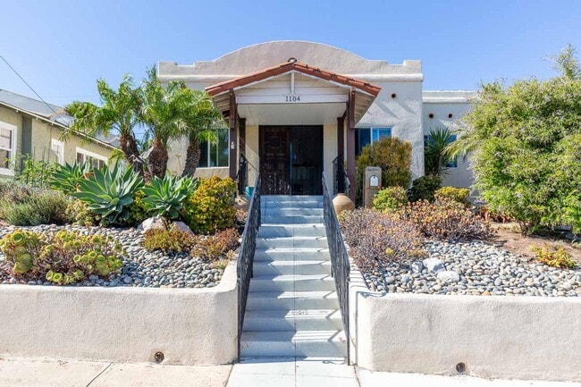 Building Photo - 3 bed, 2 bath Single Family Home in Missio...