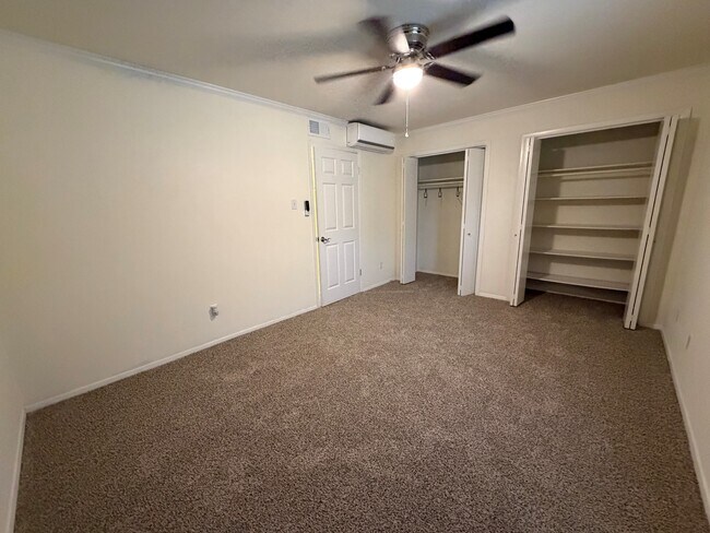 A1u 720 pies cuadrados - Park Place Apartments