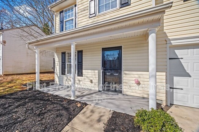 Building Photo - 1411 Swaying Branch Ln