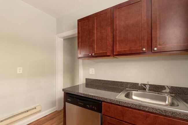 Foto del edificio - 4329 N Wolcott Ave