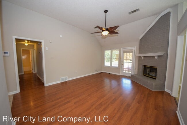 Building Photo - 3 br, 2 bath House - 7062 Raleigh-Lagrange